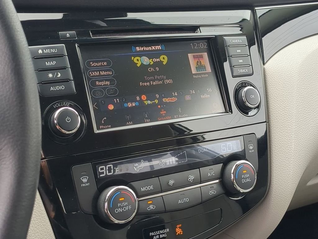 Used 2019 Nissan Rogue Sport SL w/ Premium Package AWD/4WD image 19