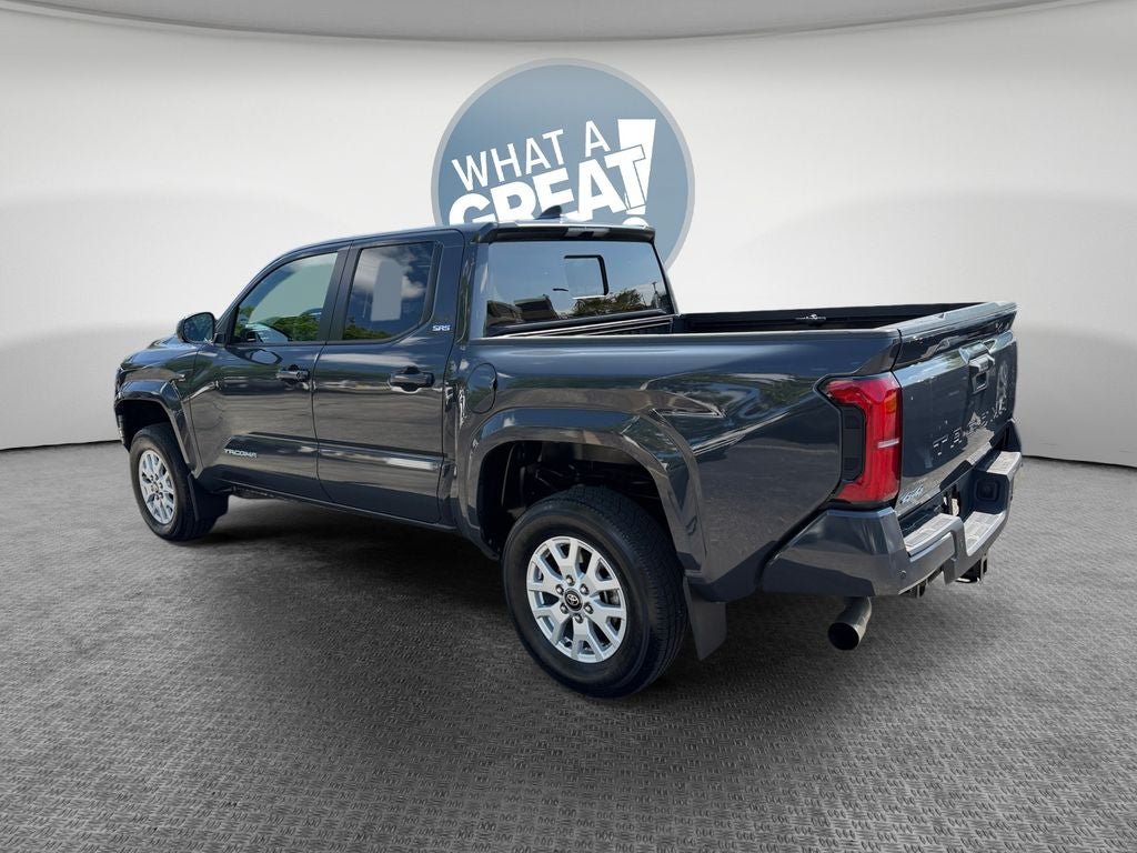 Certified 2024 Toyota Tacoma SR5 AWD/4WD image 6