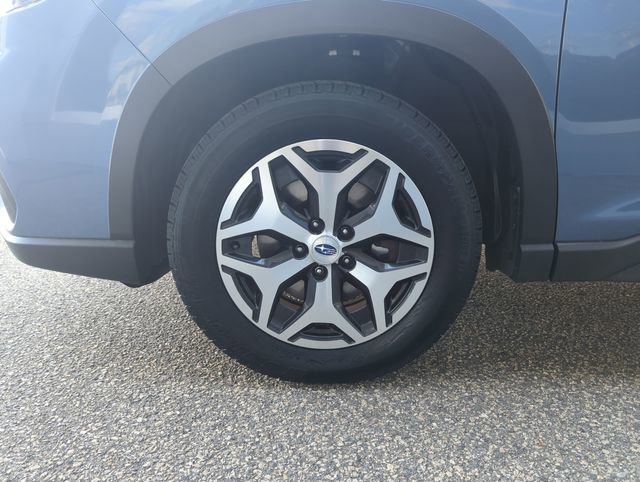 Used 2019 Subaru Forester Premium AWD/4WD image 32