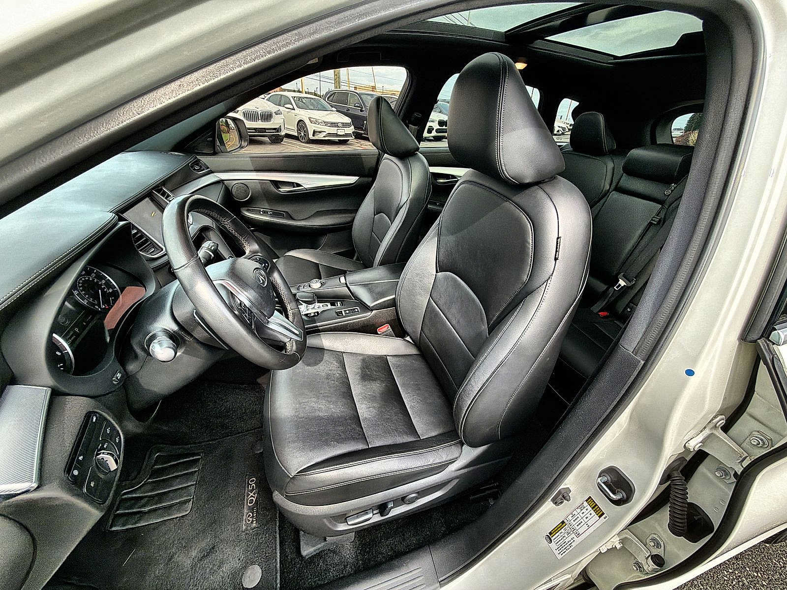 Used 2020 INFINITI QX50 Essential w/ Edition 30 Package AWD/4WD image 19