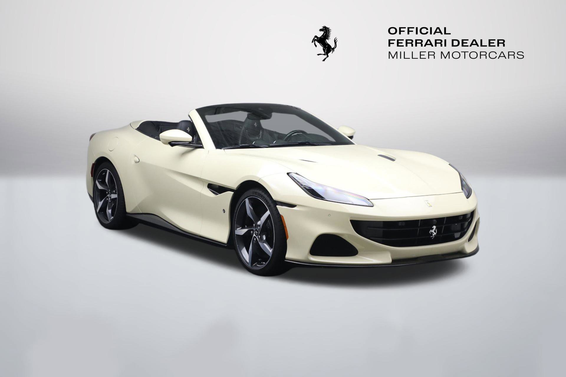 Certified 2023 Ferrari Portofino M image 12