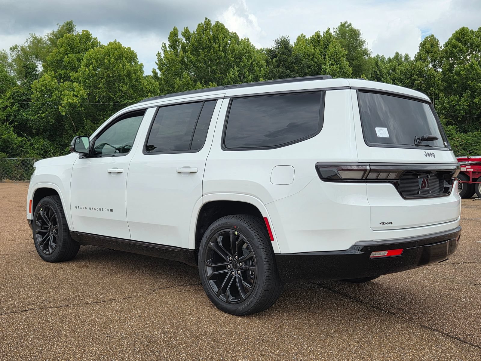 New 2026 Jeep Grand Wagoneer Summit AWD/4WD image 4