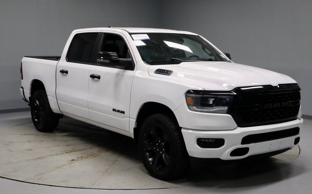 Used 2023 RAM 1500 Big Horn AWD/4WD image 1