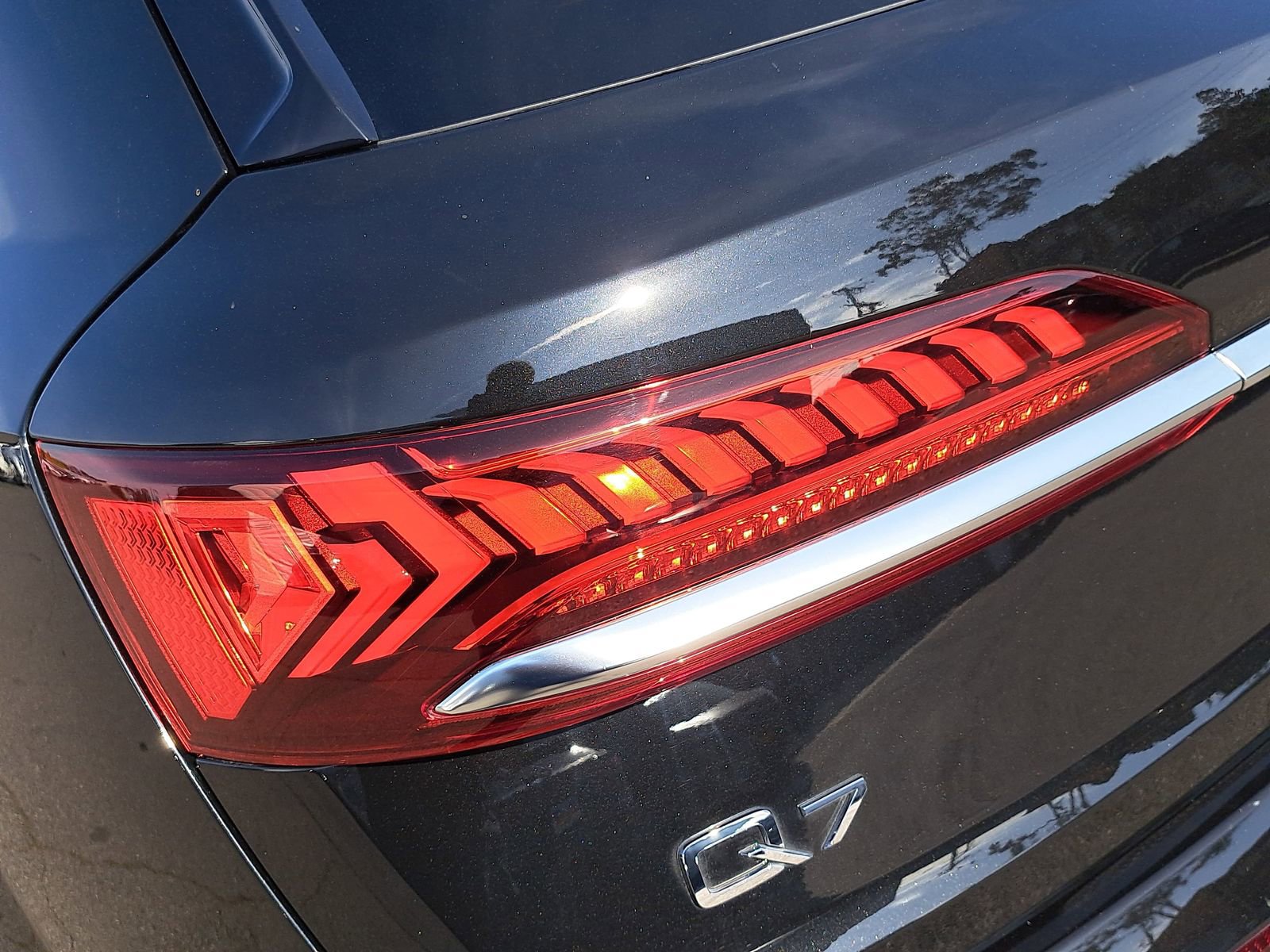 Used 2023 Audi Q7 2.0T Premium Plus w/ Premium Plus Package image 39