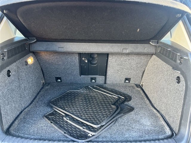 Used 2017 Volkswagen Tiguan S image 24