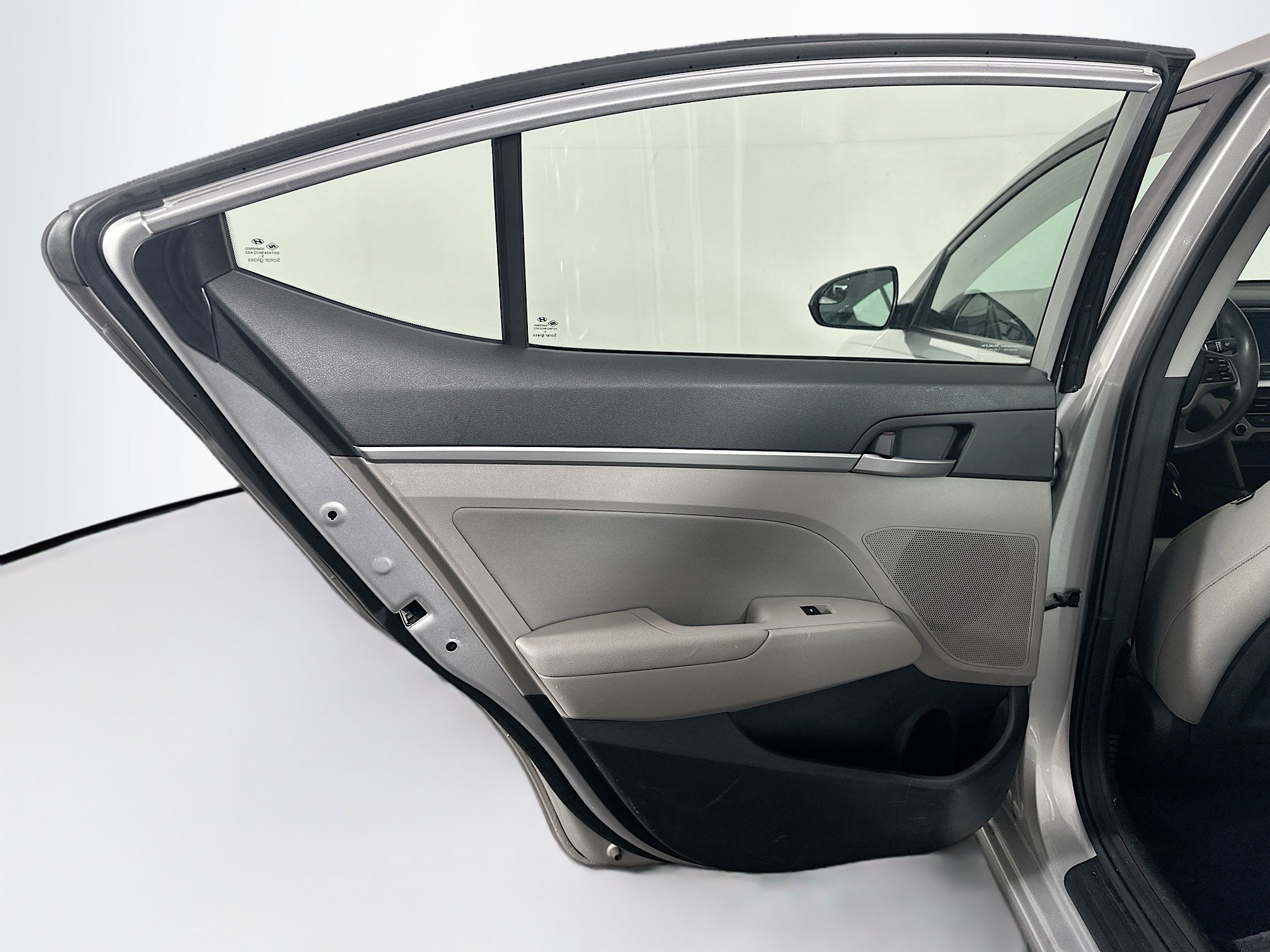 Used 2017 Hyundai Elantra SE FWD image 24