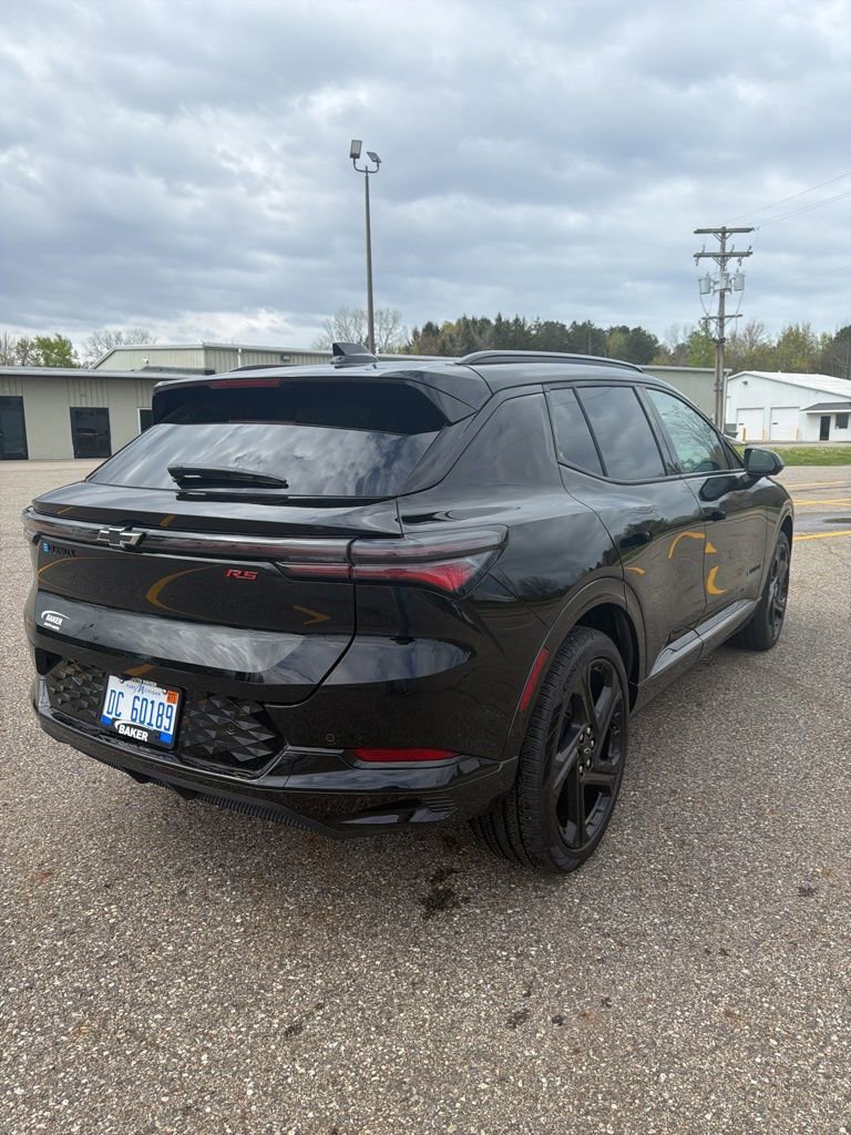 New 2026 Chevrolet Equinox EV RS FWD image 5
