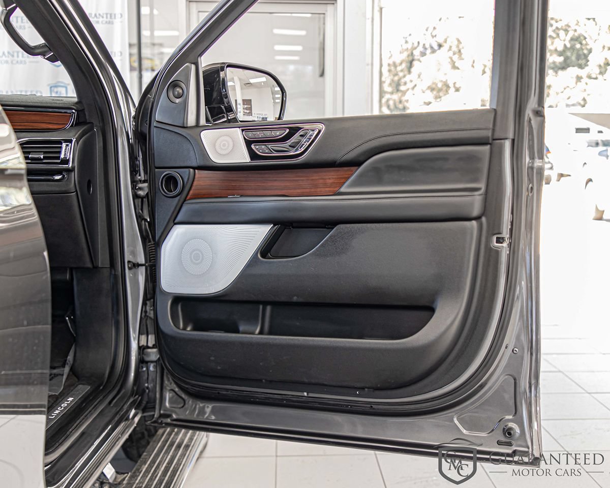 Used 2021 Lincoln Navigator L Reserve w/ Luxury Package AWD/4WD image 43