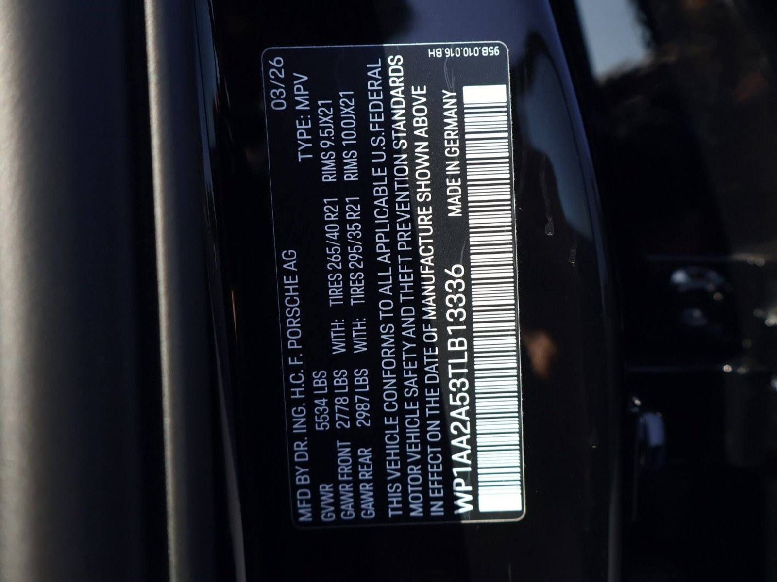 New 2026 Porsche Macan AWD/4WD image 26