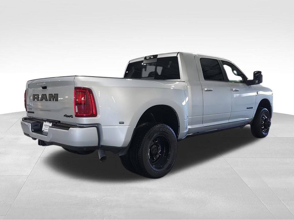 New 2026 RAM 3500 Laramie AWD/4WD image 8