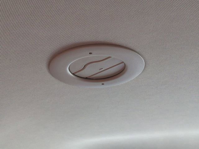 Used 2019 Chevrolet Traverse RS image 25