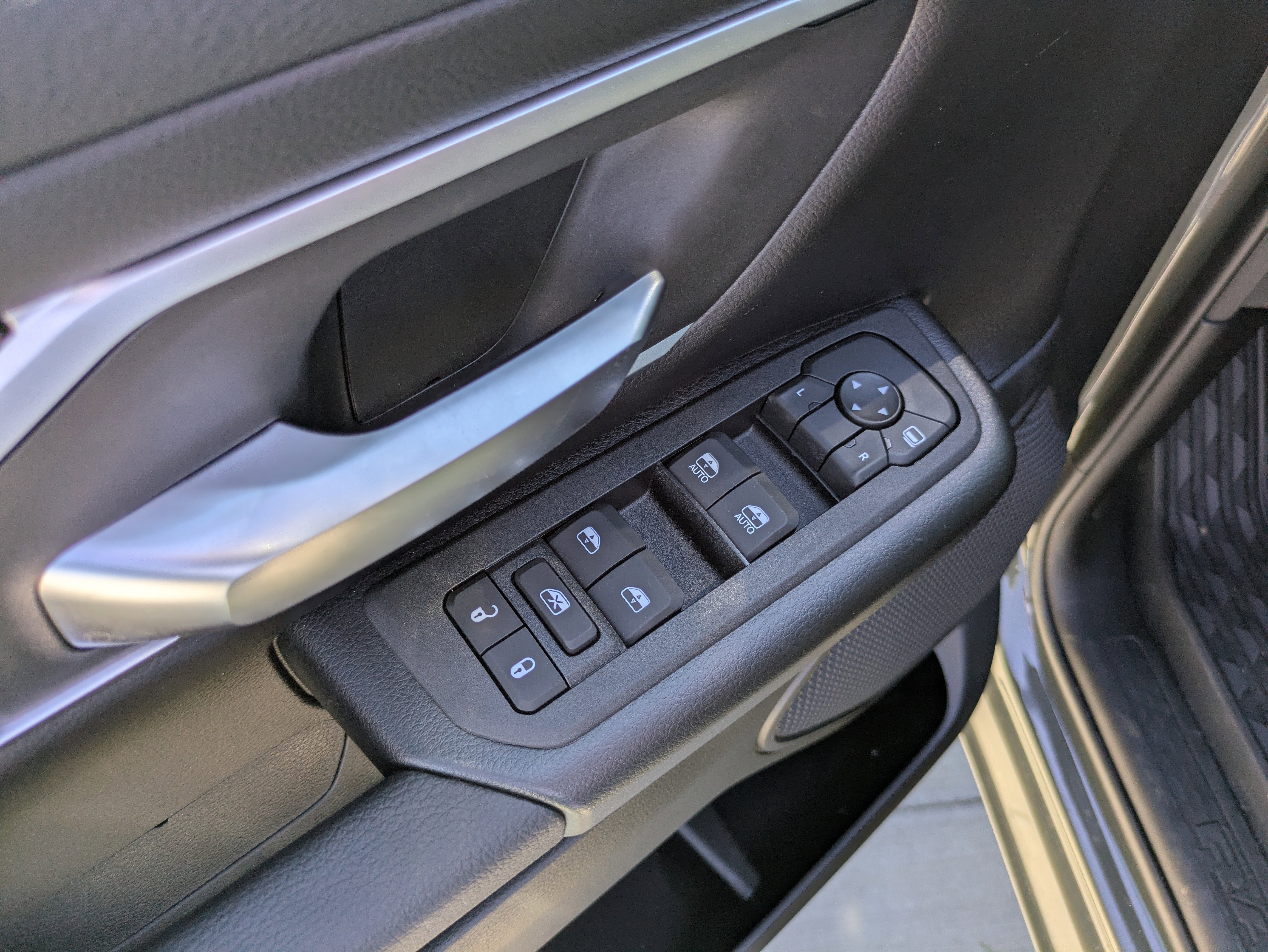 New 2026 RAM 1500 Big Horn AWD/4WD image 13