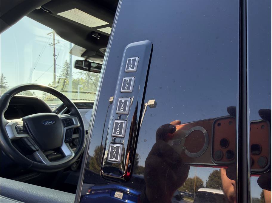 Used 2022 Ford F250 Lariat w/ Tremor Off-Road Package AWD/4WD image 52