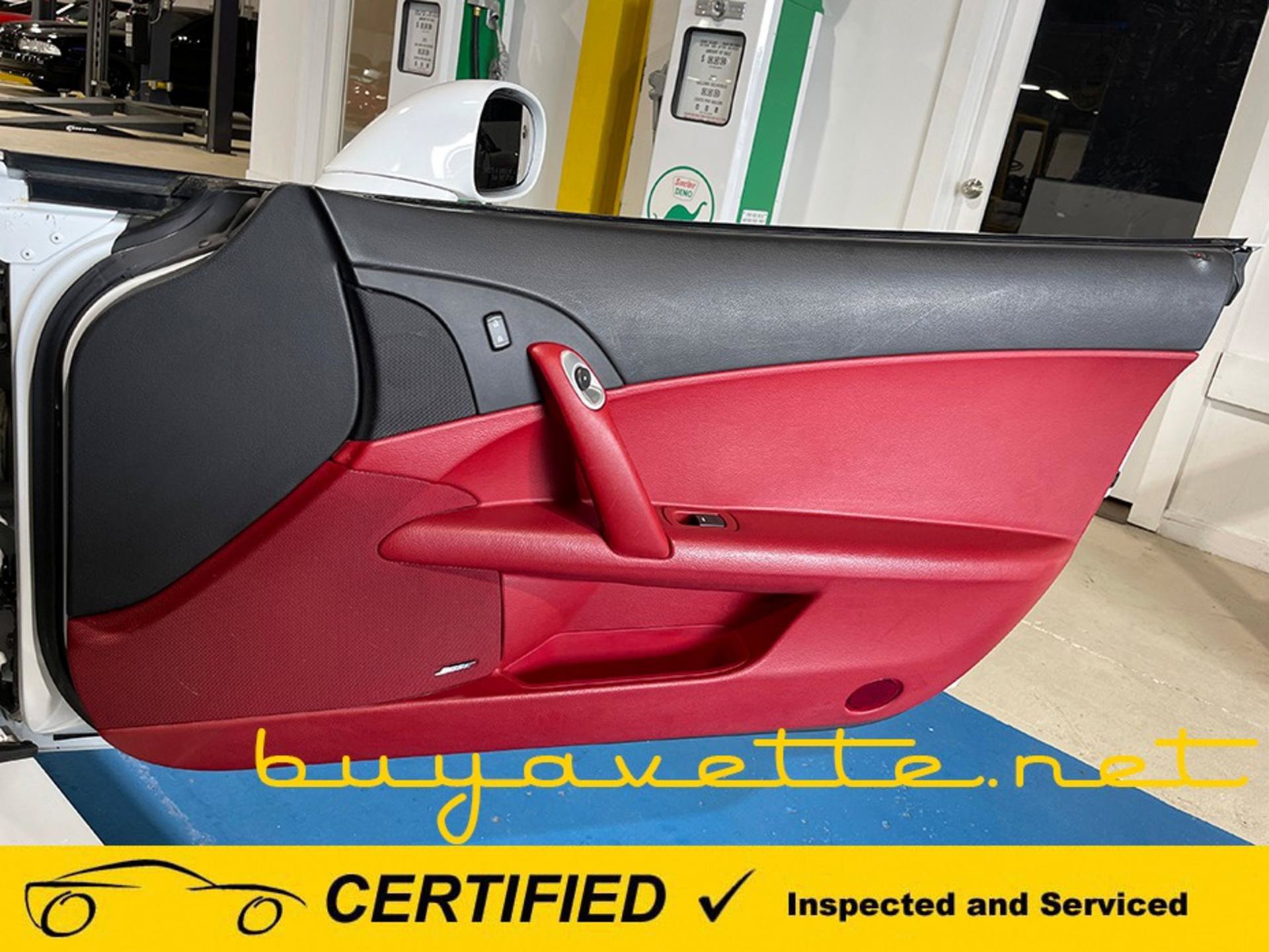 Used 2008 Chevrolet Corvette Convertible w/ Preferred Equipment Group RWD image 24