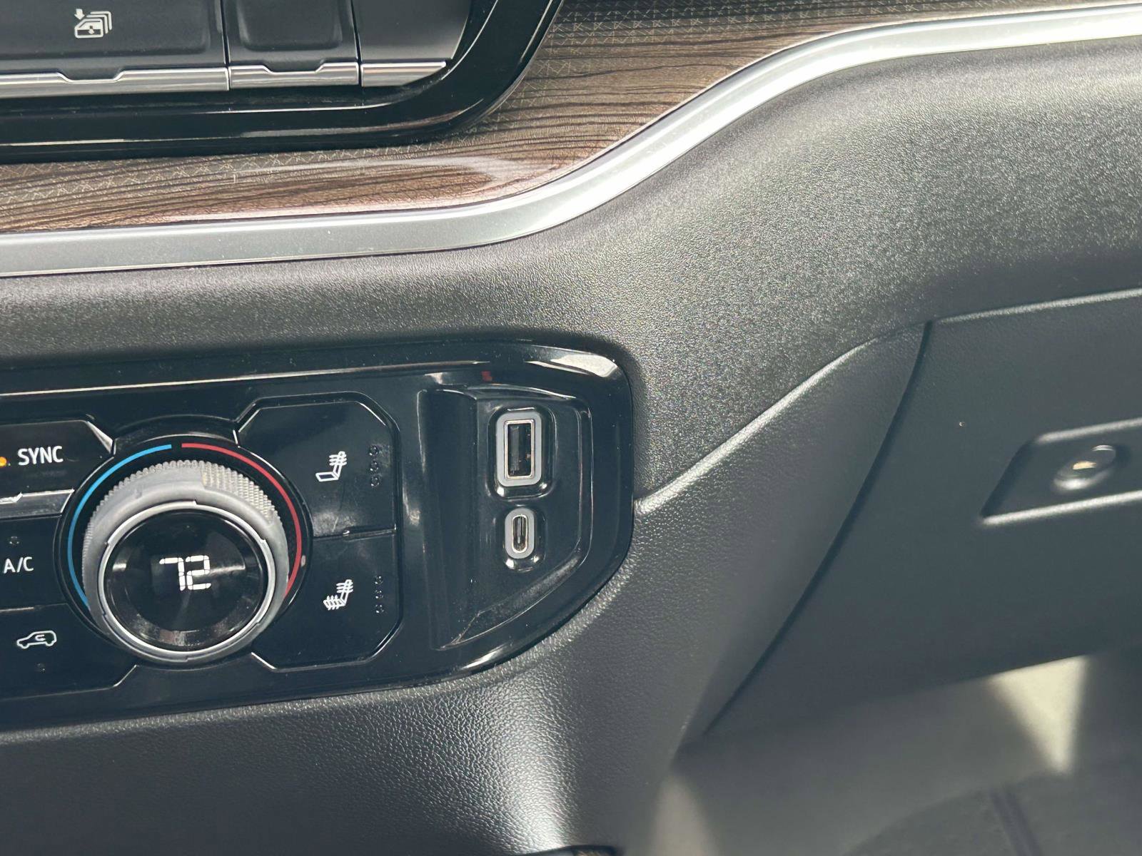 Used 2022 Chevrolet Silverado 1500 RST image 24