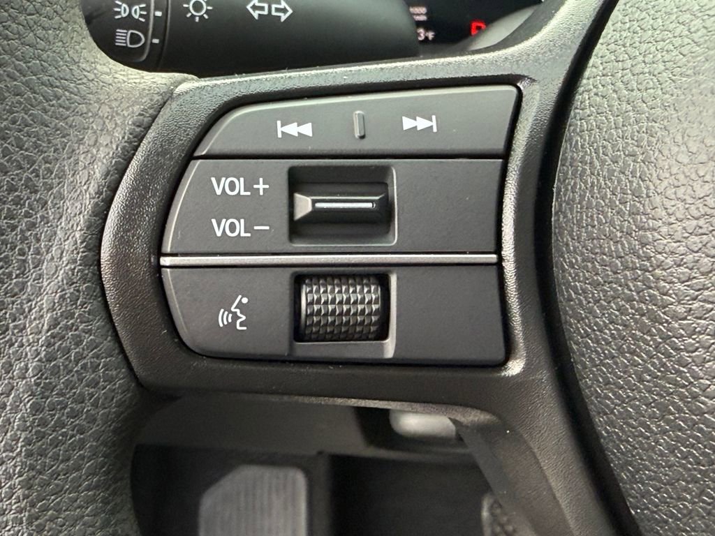 Used 2025 Honda Accord LX image 19