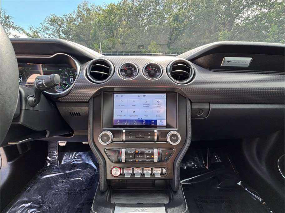 Used 2019 Ford Mustang GT Premium w/ GT Performance Package RWD image 11