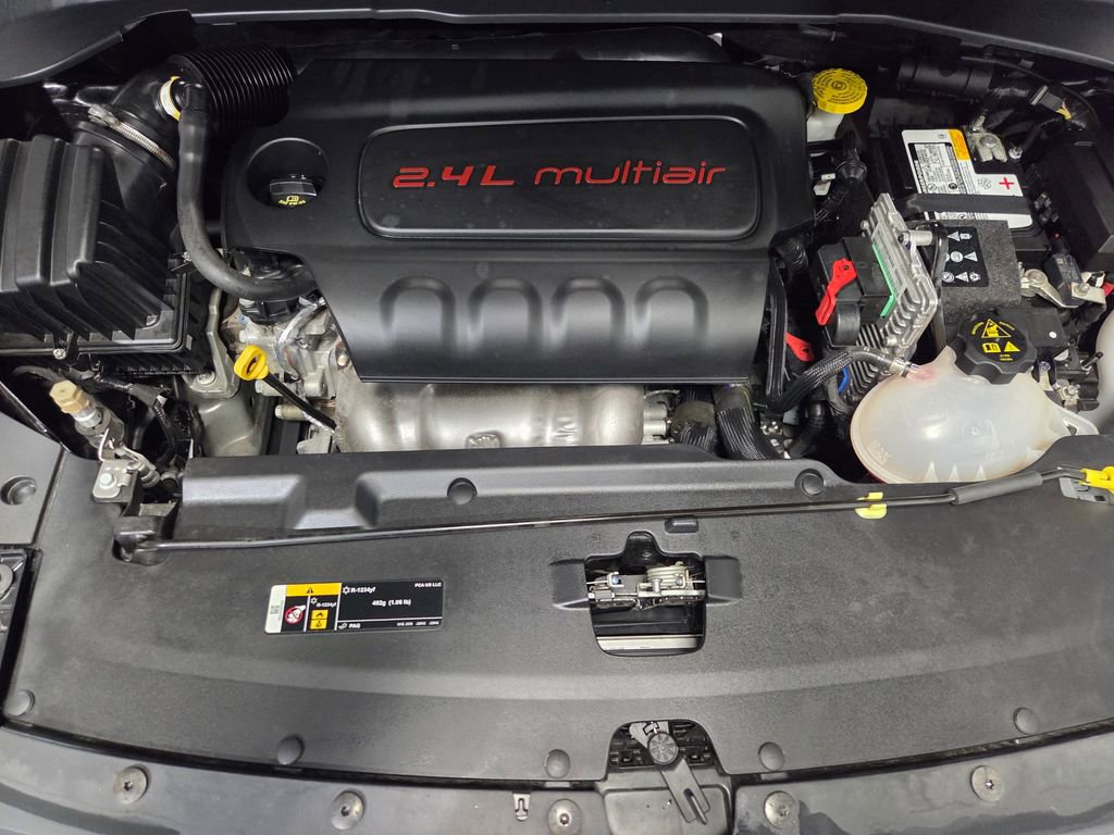 Certified 2022 Jeep Compass Latitude image 23