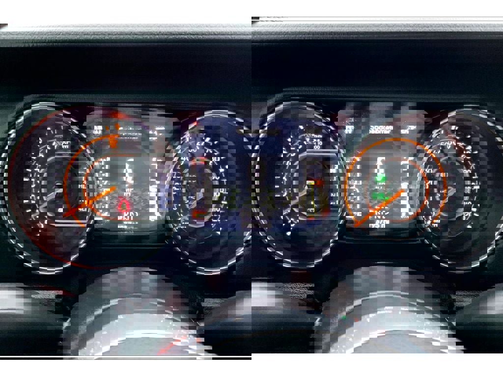 Used 2020 Jeep Gladiator Overland w/ Popular Equipment Package image 22