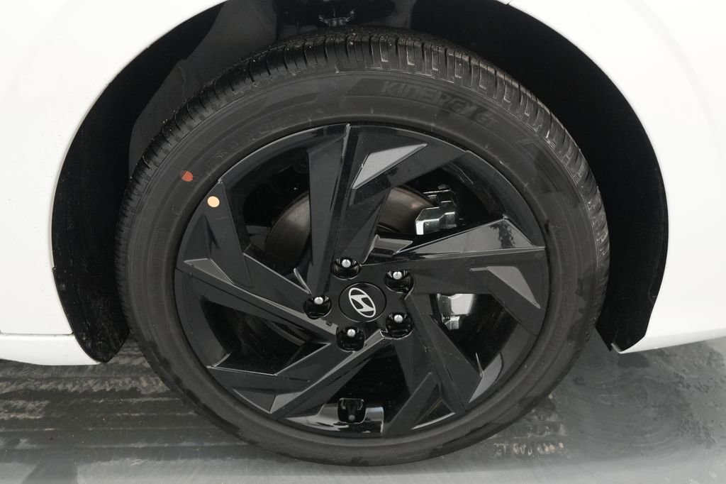 New 2026 Hyundai Elantra Sport image 11