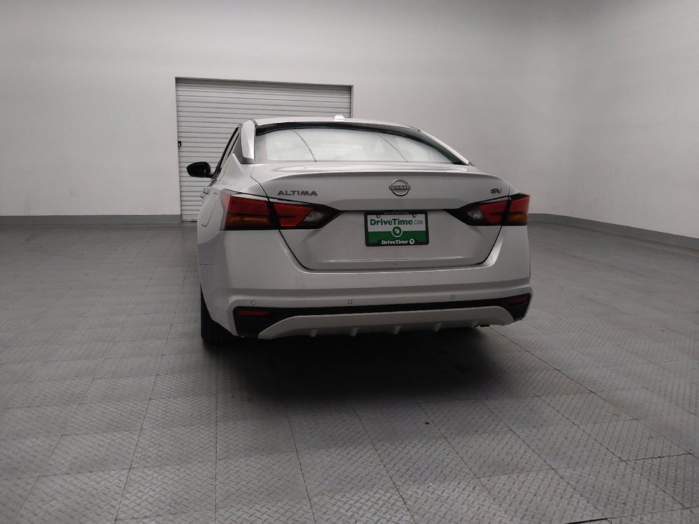 Used 2024 Nissan Altima 2.5 SV image 6