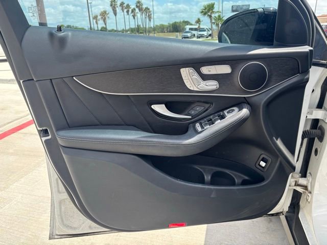 Used 2022 Mercedes-Benz GLC 300 4MATIC image 9