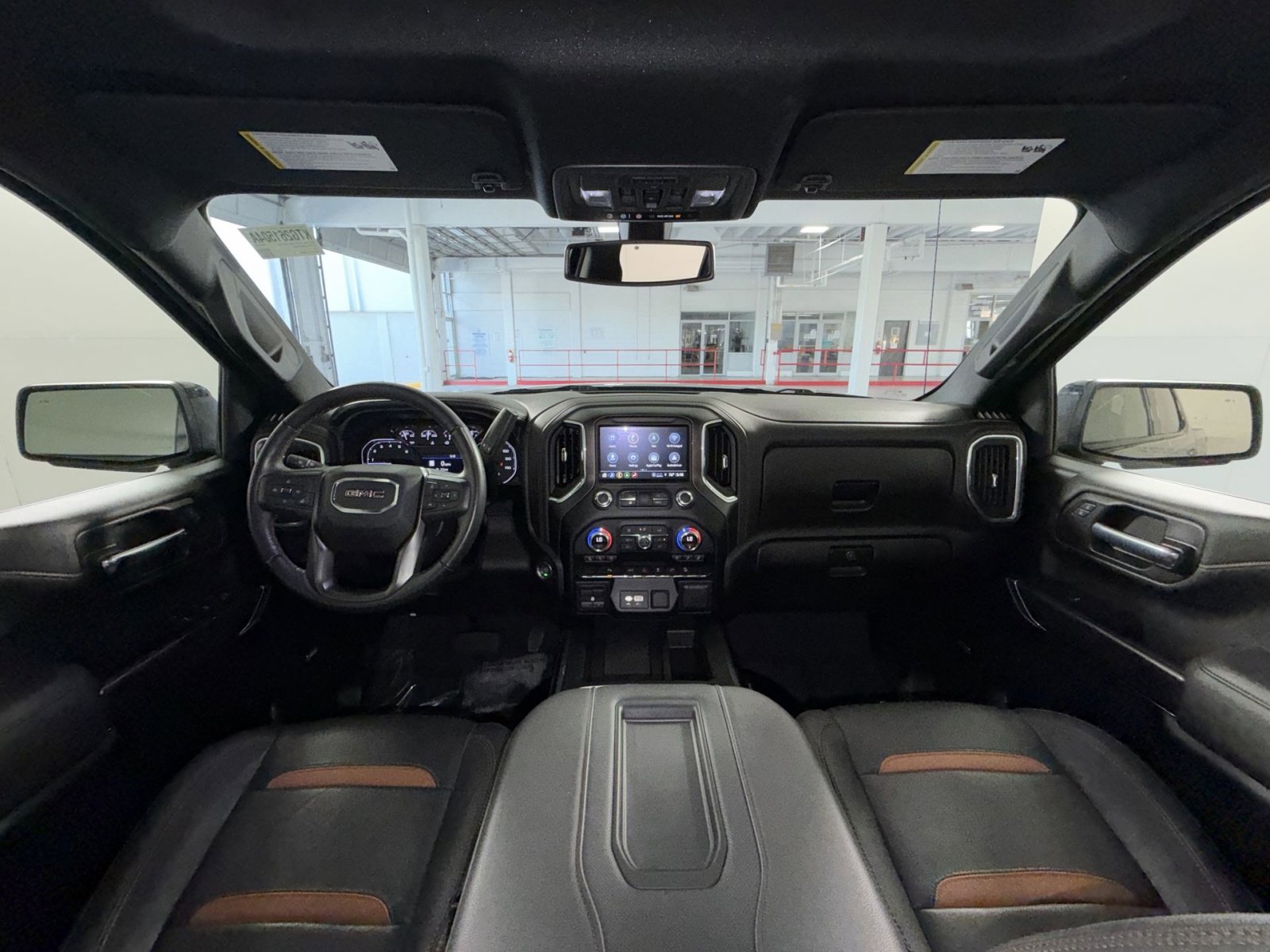 Used 2022 GMC Sierra 1500 AT4 w/ AT4 Premium Package AWD/4WD image 23