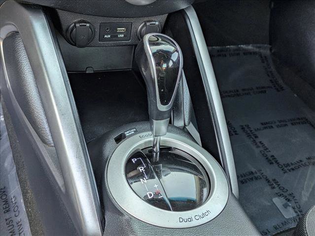 Used 2017 Hyundai Veloster image 14