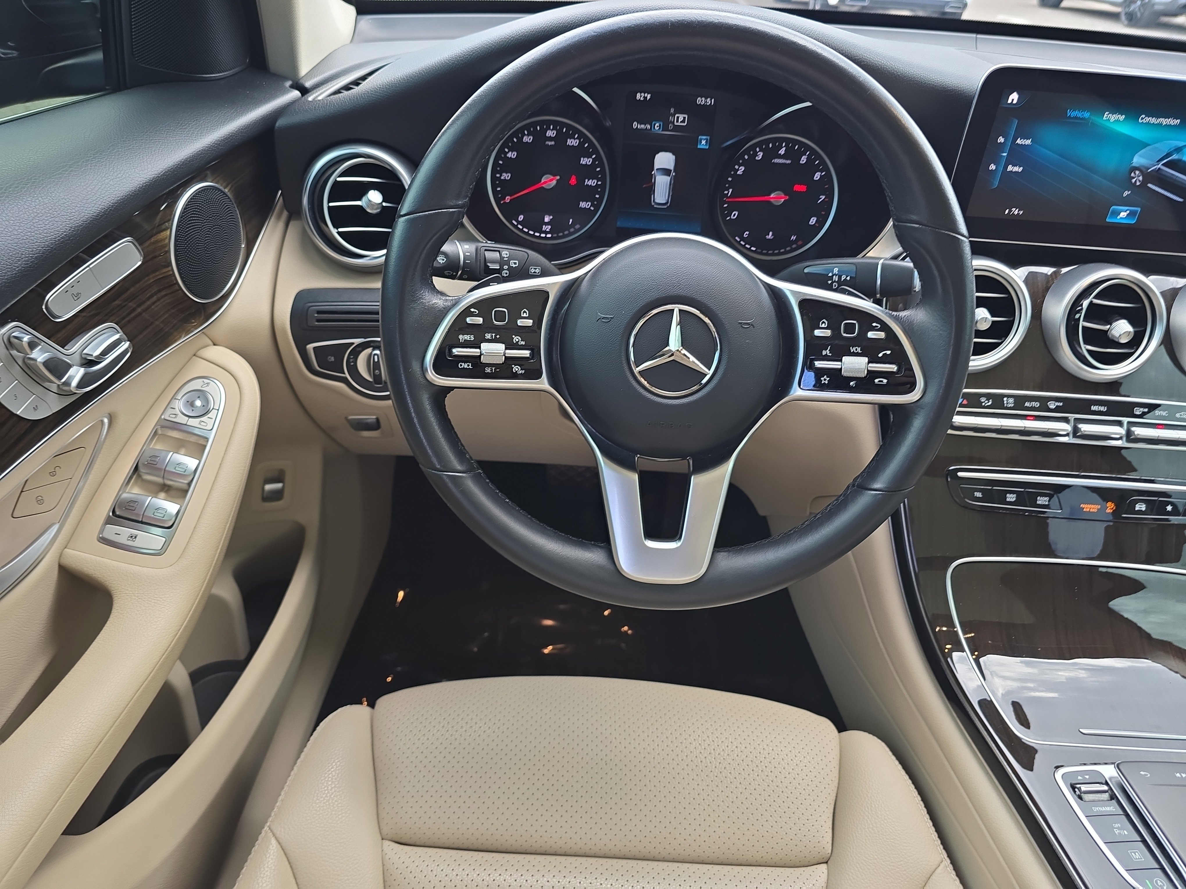 Used 2021 Mercedes-Benz GLC 300 image 13