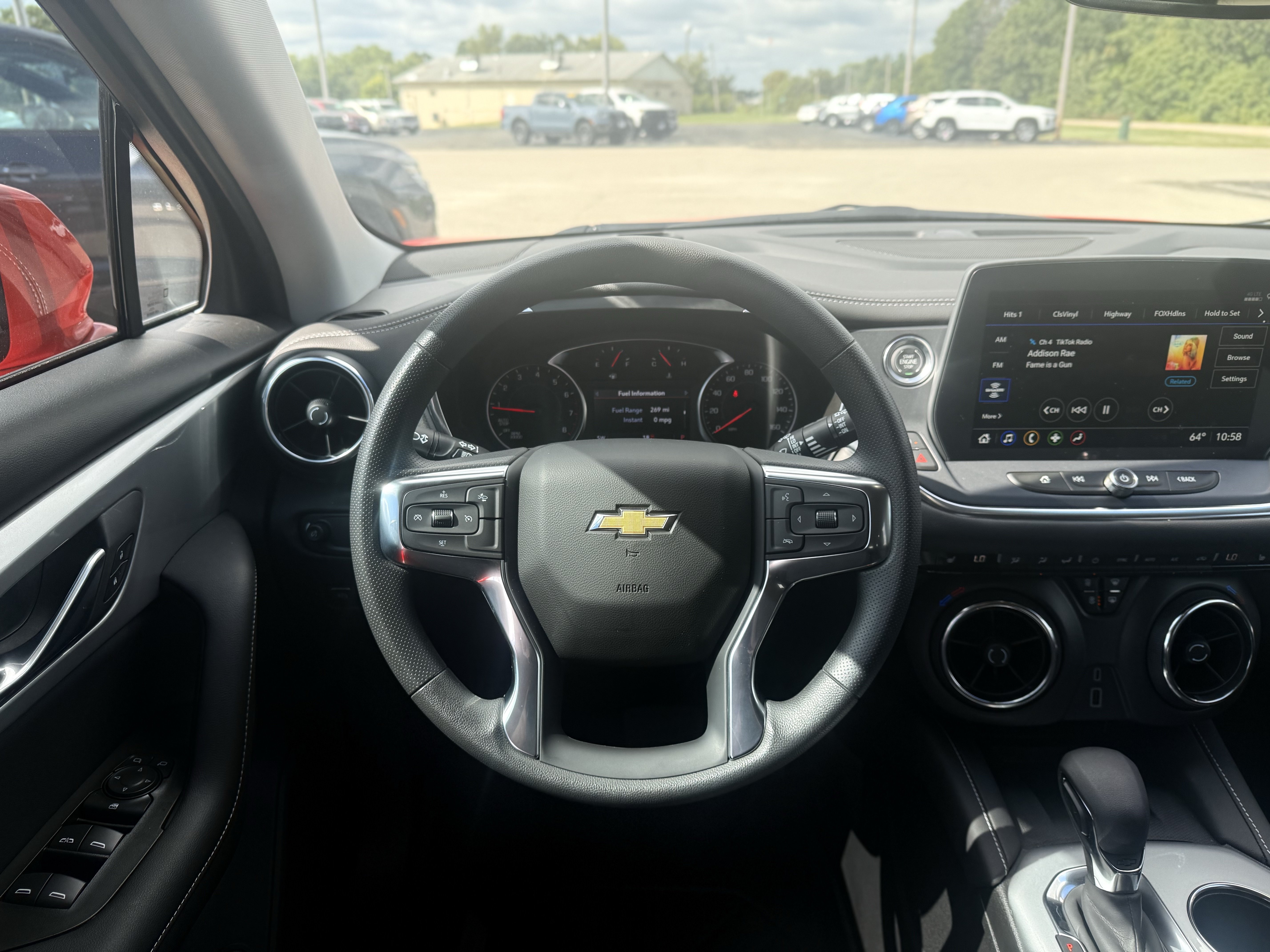 New 2025 Chevrolet Blazer LT w/ Convenience Package FWD image 13