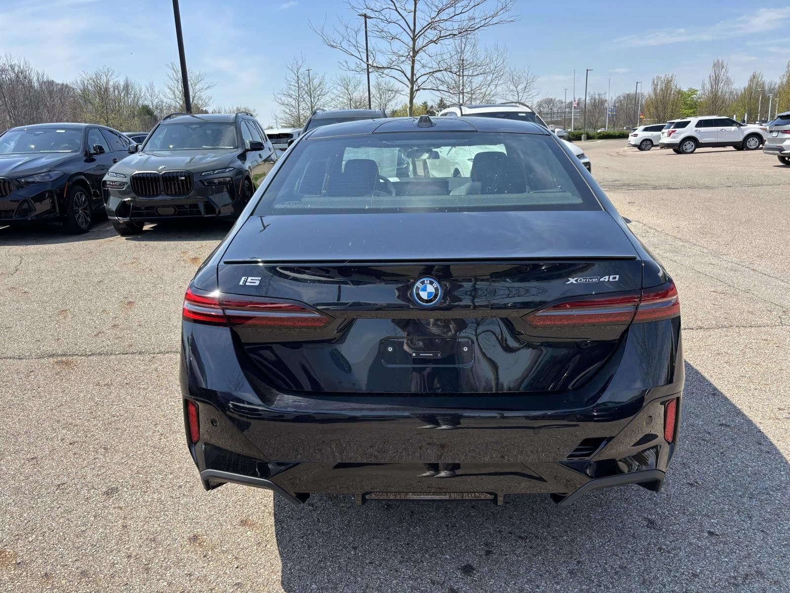 New 2026 BMW i5 eDrive40 w/ M Sport Package AWD/4WD image 6