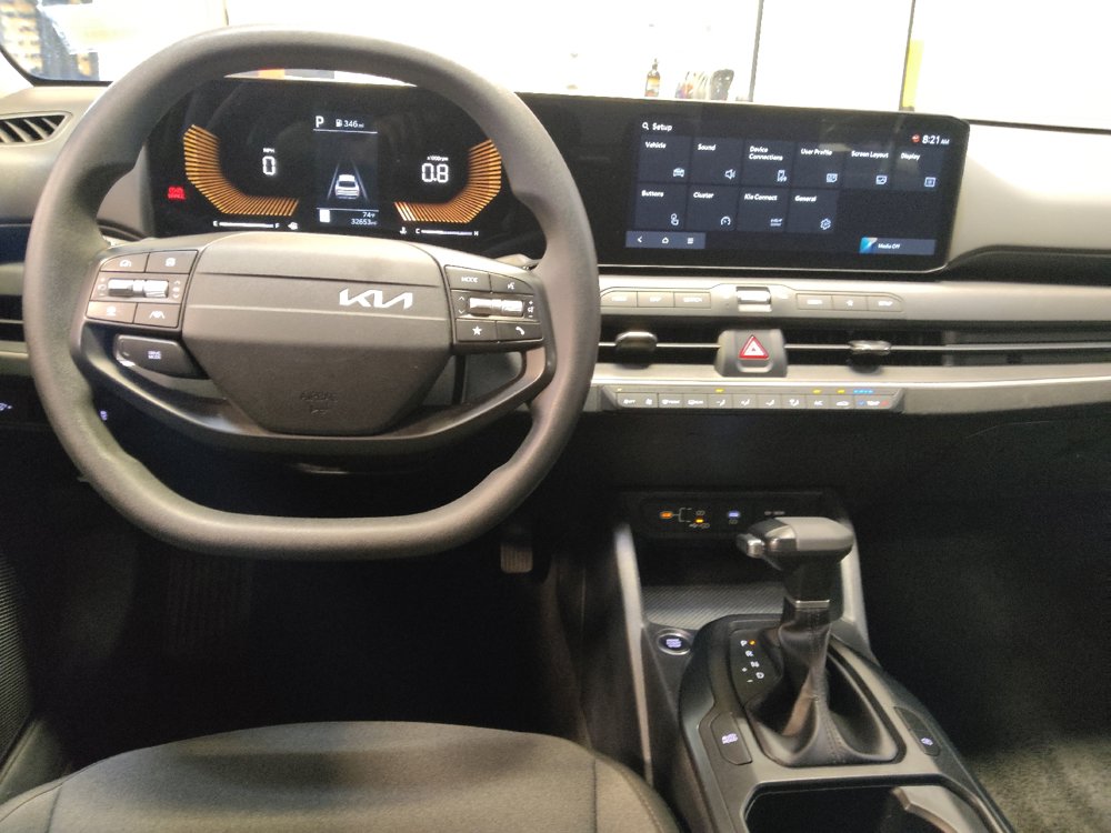 Used 2025 Kia K4 FWD image 22