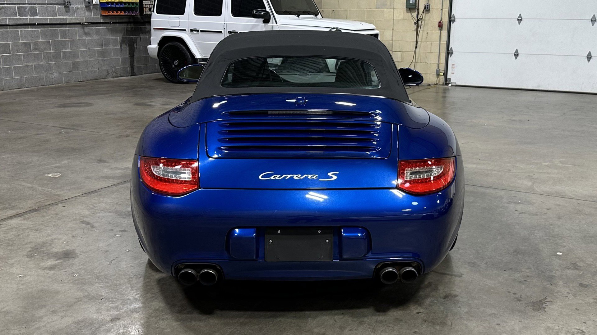 Used 2009 Porsche 911 Carrera S image 8