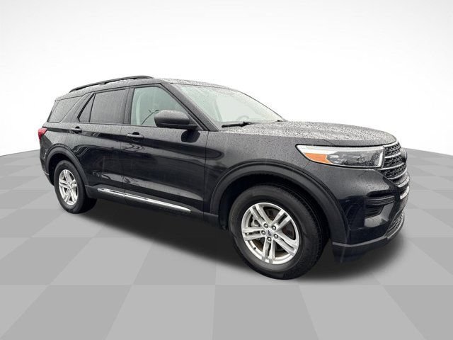 Used 2022 Ford Explorer XLT RWD image 3