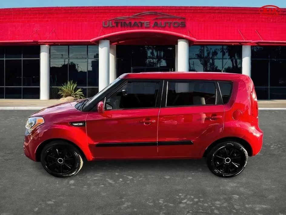Used 2013 Kia Soul FWD image 7