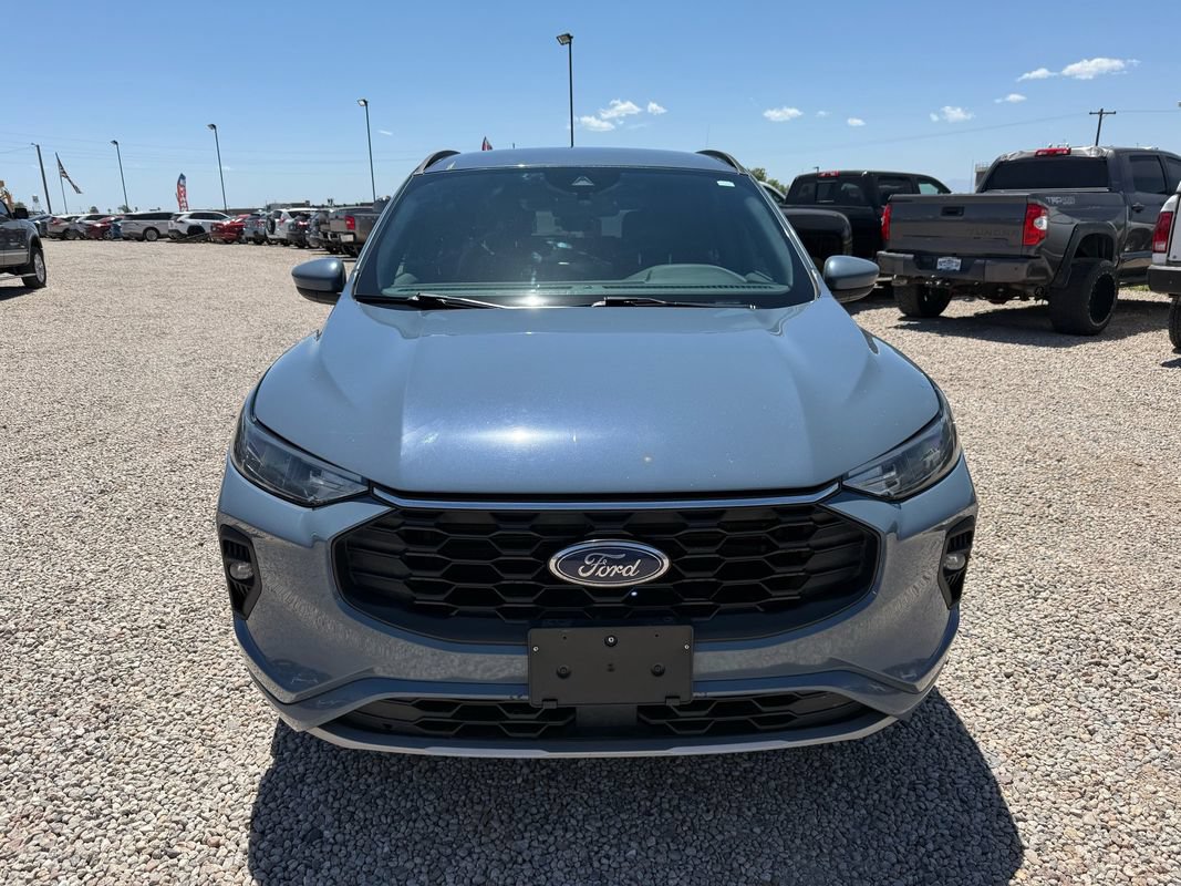 Used 2024 Ford Escape ST-Line Select AWD/4WD image 3