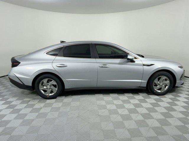 New 2026 Hyundai Sonata SE FWD image 8