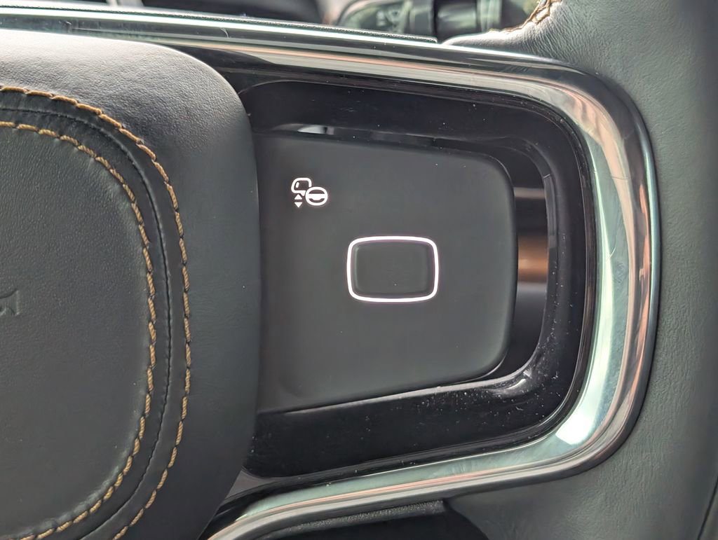 Used 2025 Lincoln Navigator L Black Label image 16