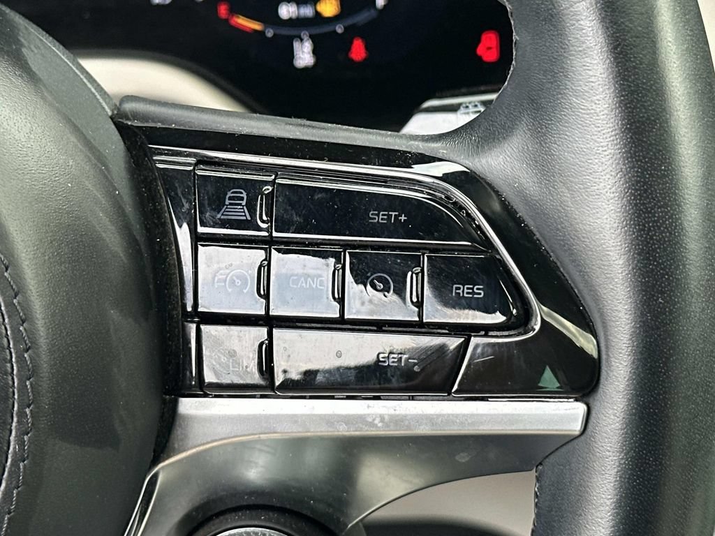 Certified 2023 Maserati Grecale Modena AWD/4WD image 26