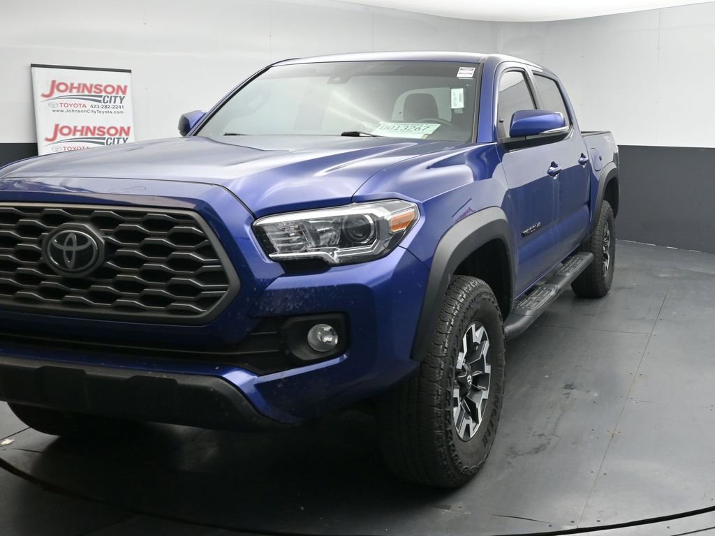 Used 2023 Toyota Tacoma TRD Off-Road image 4