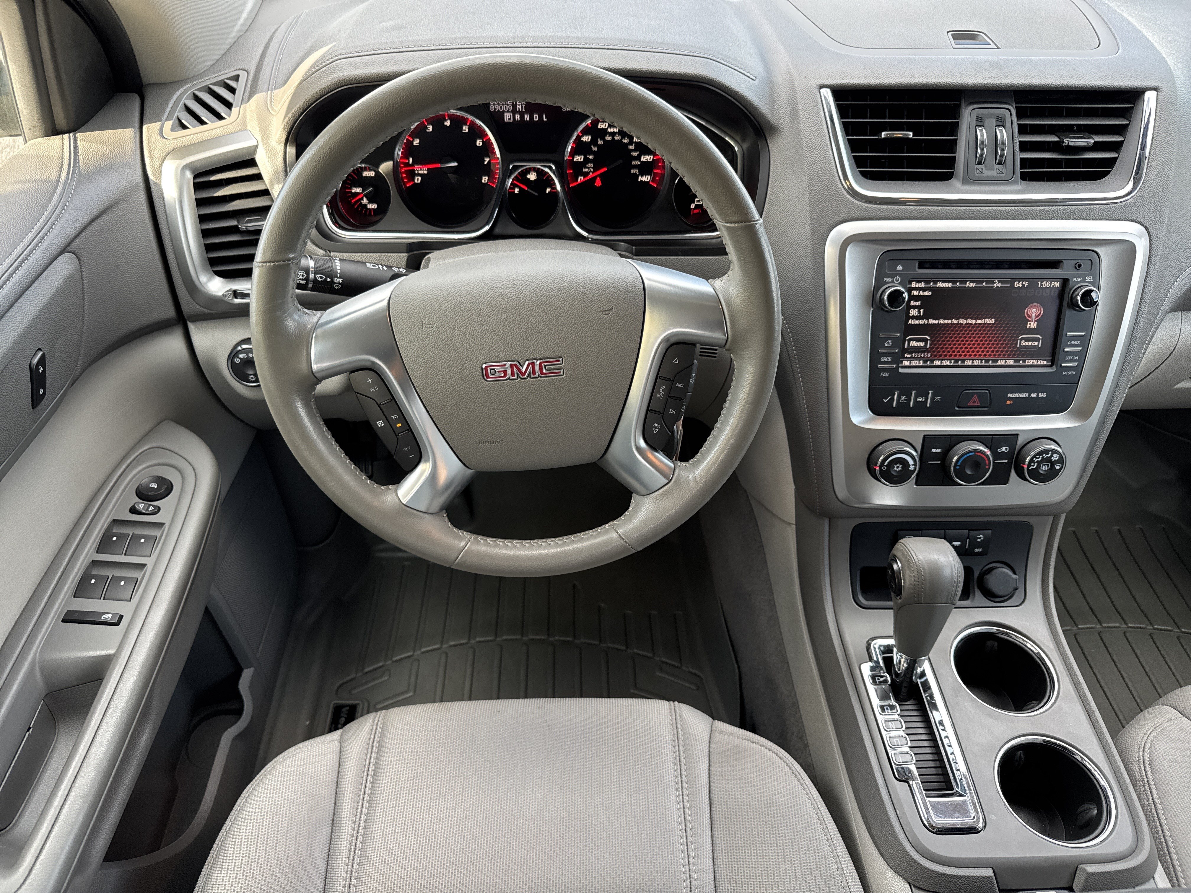 Used 2014 GMC Acadia SLE FWD image 18