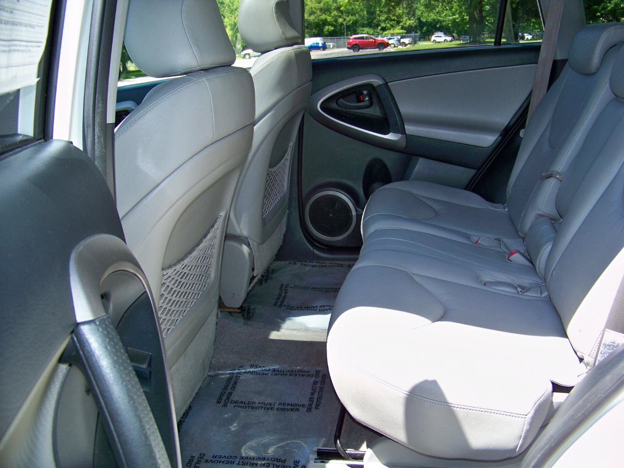 Used 2008 Toyota RAV4 Limited AWD/4WD image 22