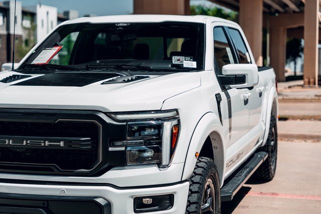 New 2025 Ford F150 Lariat w/ Equipment Group 502A High image 3