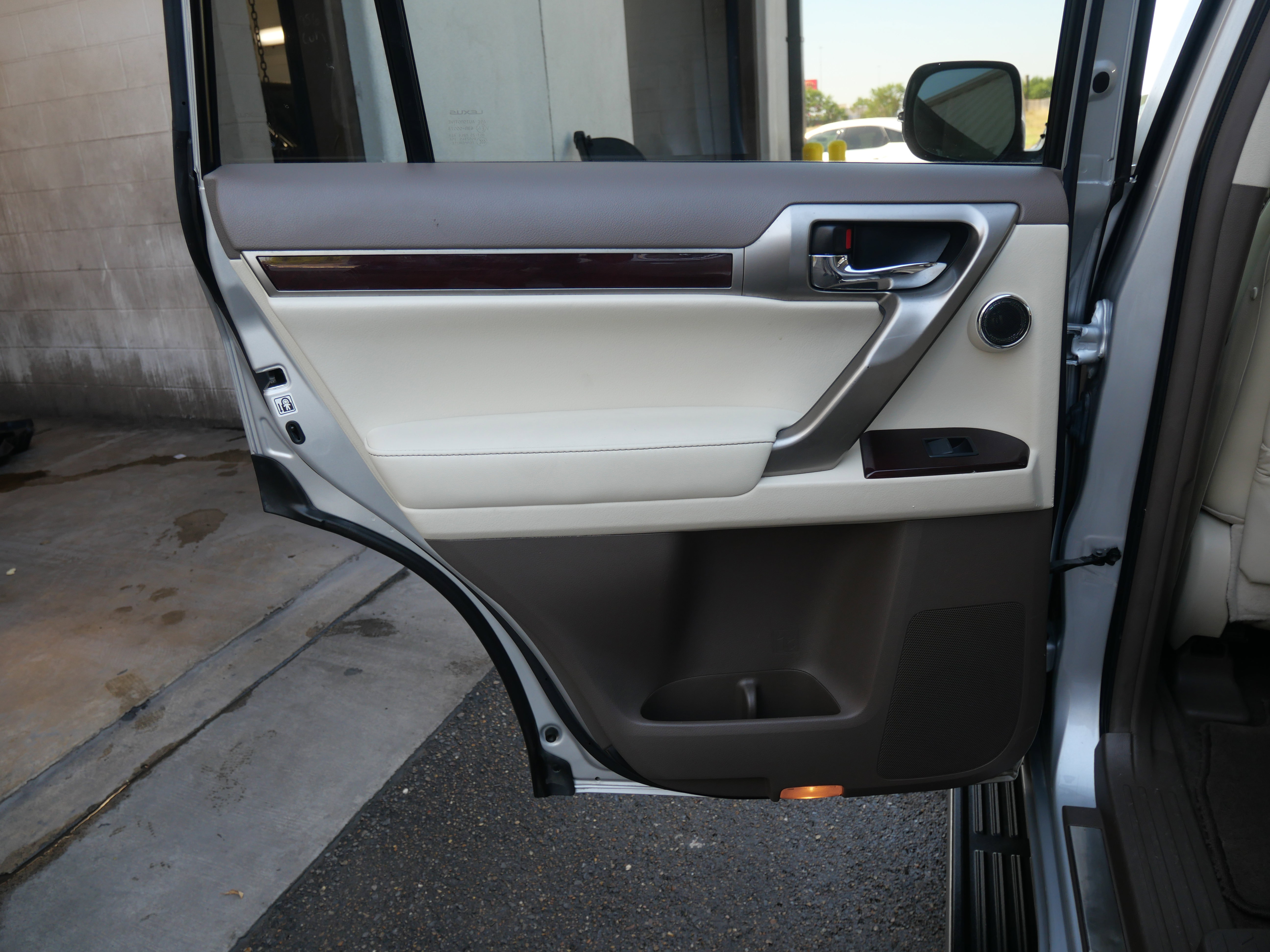 Used 2017 Lexus GX 460 Luxury image 8