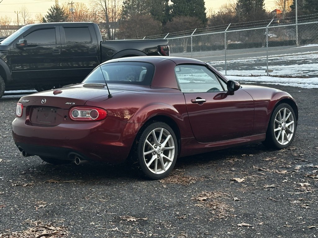 Used 2010 MAZDA MX-5 Miata Grand Touring w/ Premium Pkg image 6