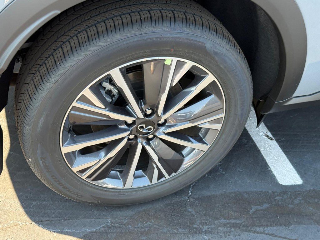 New 2027 INFINITI QX60 Luxe AWD/4WD image 4
