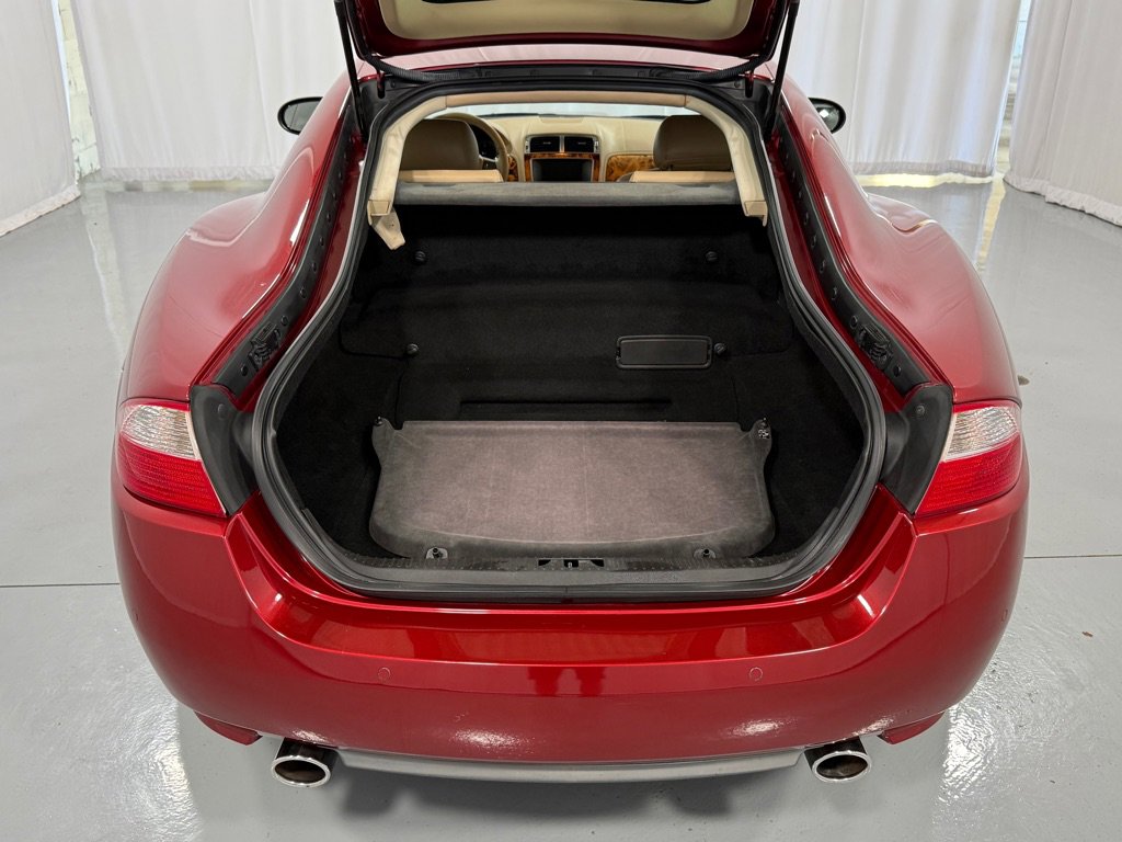 Used 2008 Jaguar XK Coupe image 25