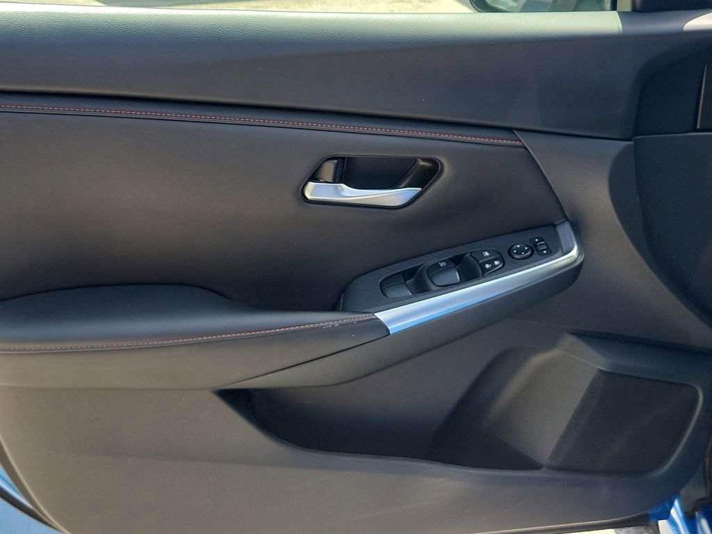 Certified 2024 Nissan Sentra SR FWD image 18