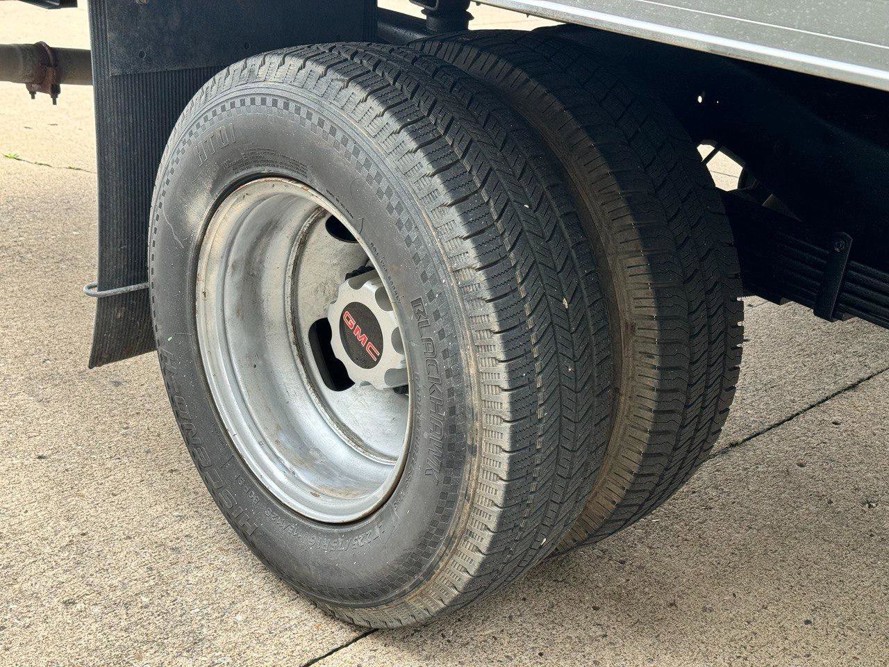 Used 2019 GMC Savana 3500 w/ Power Convenience Package image 25