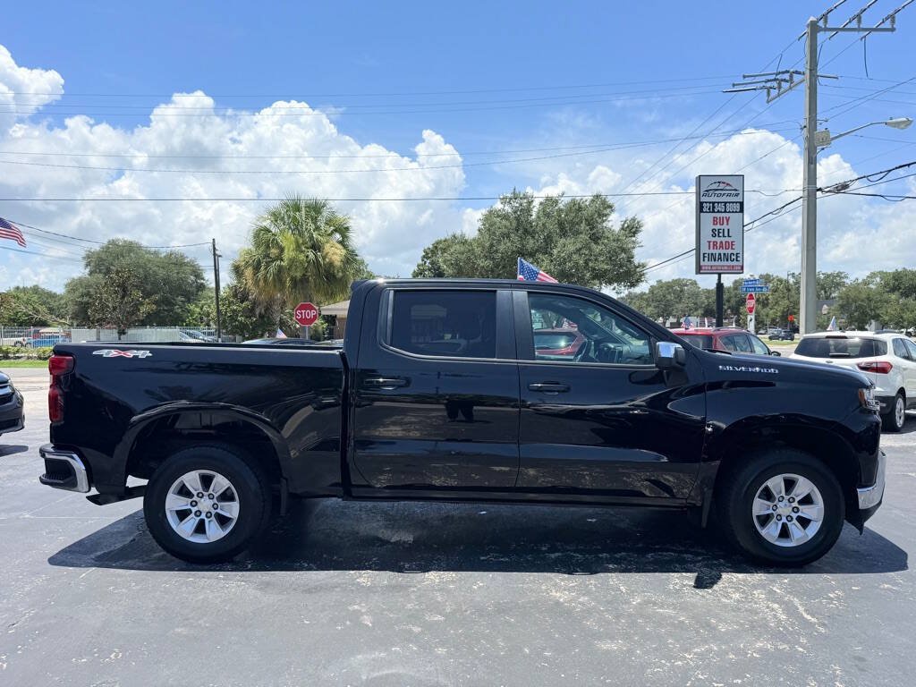 Used 2019 Chevrolet Silverado 1500 LT AWD/4WD image 3